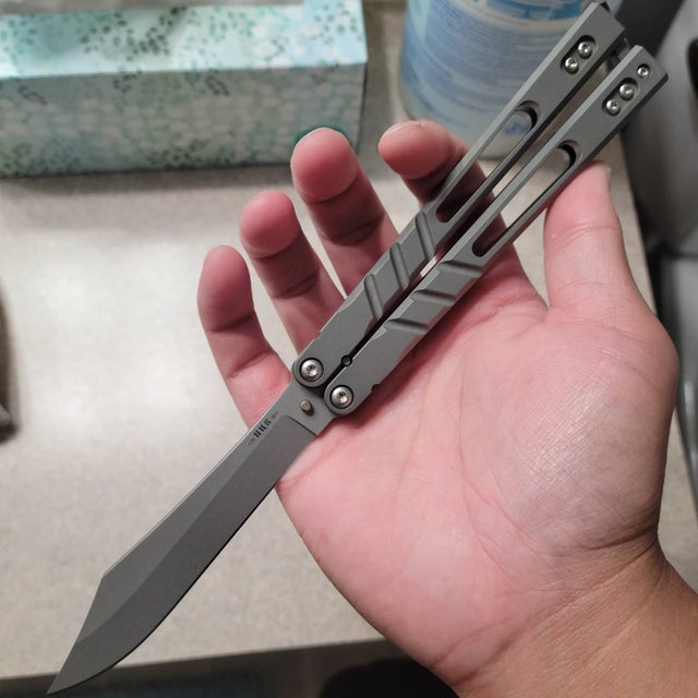 Vu sur Reddit: NKD: Just your standard AB but for me it’s something I’ve wanted for a while 😭