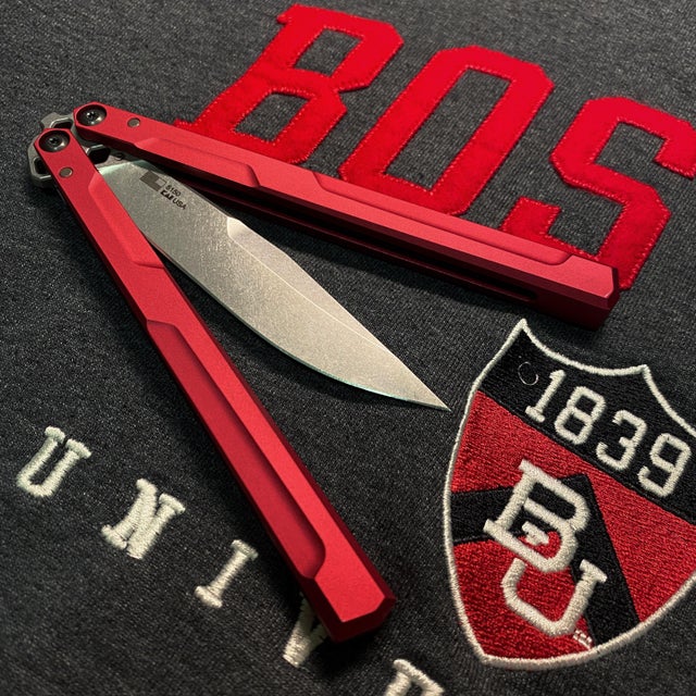 Vu sur Reddit: I put this sharp thing on my school’s merch and took a picture